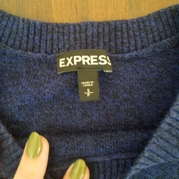 Express Long Sleeve Sweater Size Small - Picture 3 of 4
